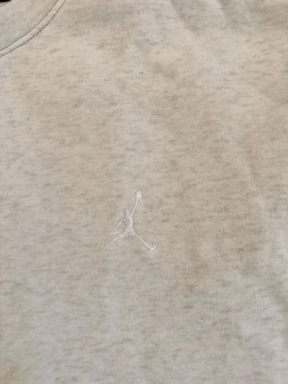 Jordan Men's Crewneck light wieght sweatshirt - size medium light grey